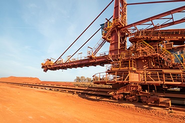 Gravemaskine med igus komponenter